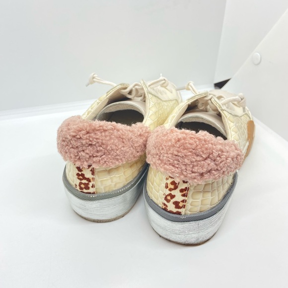 Dolce Vida Shoes - Picture 5 of 10